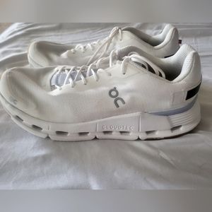 On Running Cloud Nova ☁️ White